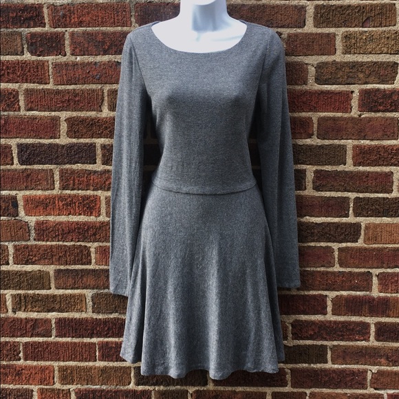 Alice + Olivia Brinley Mini Dress Gray Long Sleeve - Picture 4 of 8